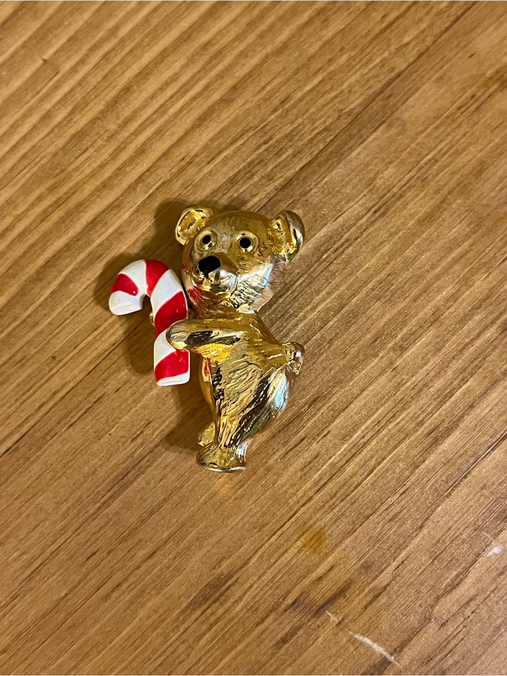 Danecraft vintage teddy bear with candy cane gold tone brooch 1 1/2”